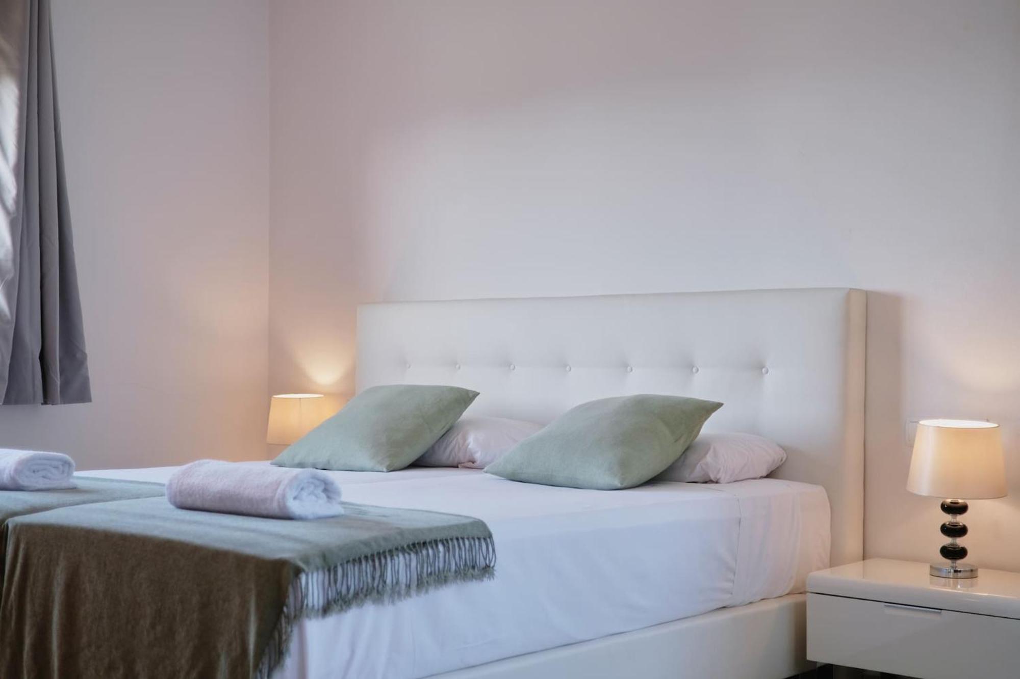 סנטה אאולריה דס ריו Villa Romeo 2Km From Ibiza Town And 1Km From Talamanca Beach מראה חיצוני תמונה