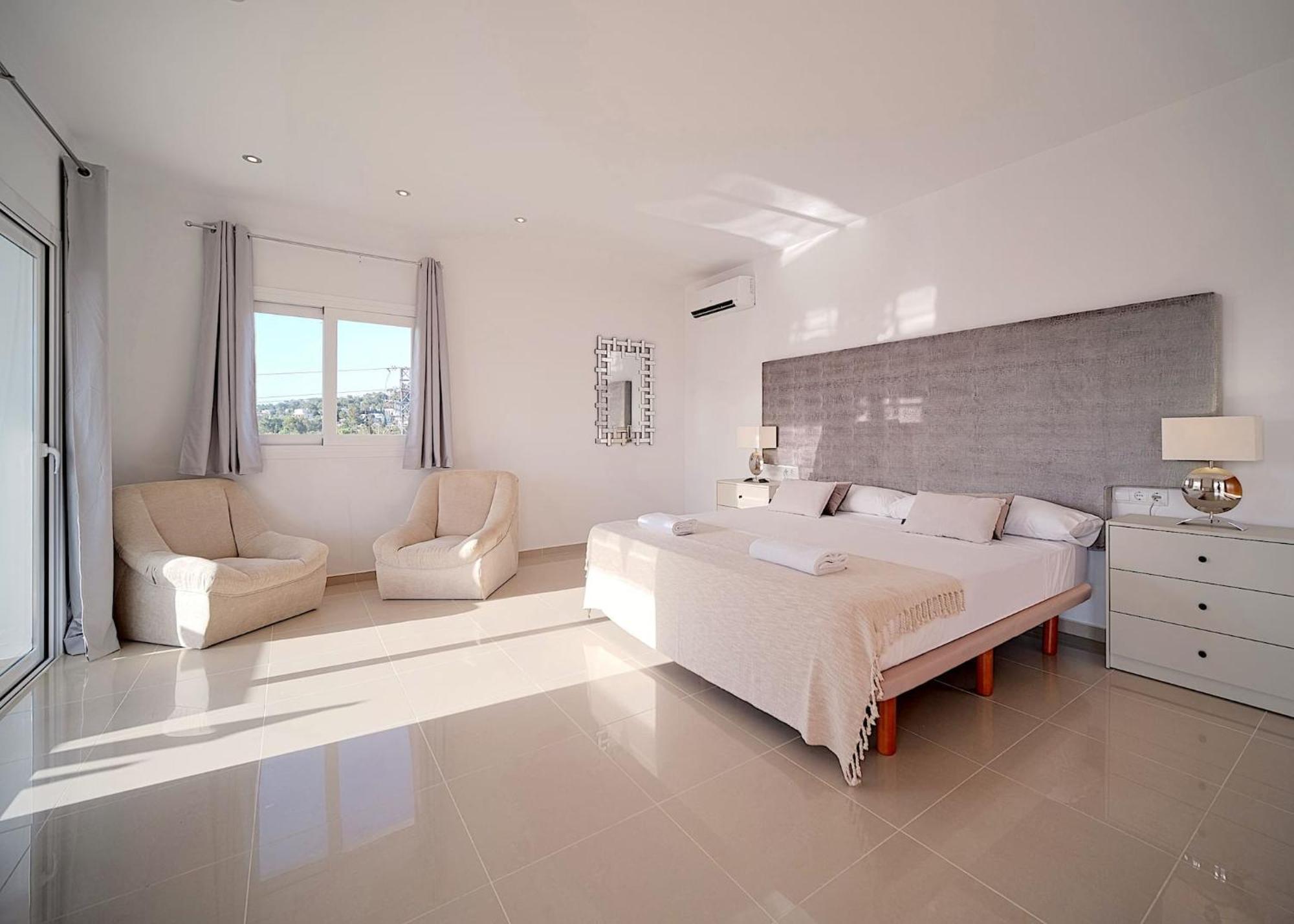 סנטה אאולריה דס ריו Villa Romeo 2Km From Ibiza Town And 1Km From Talamanca Beach מראה חיצוני תמונה