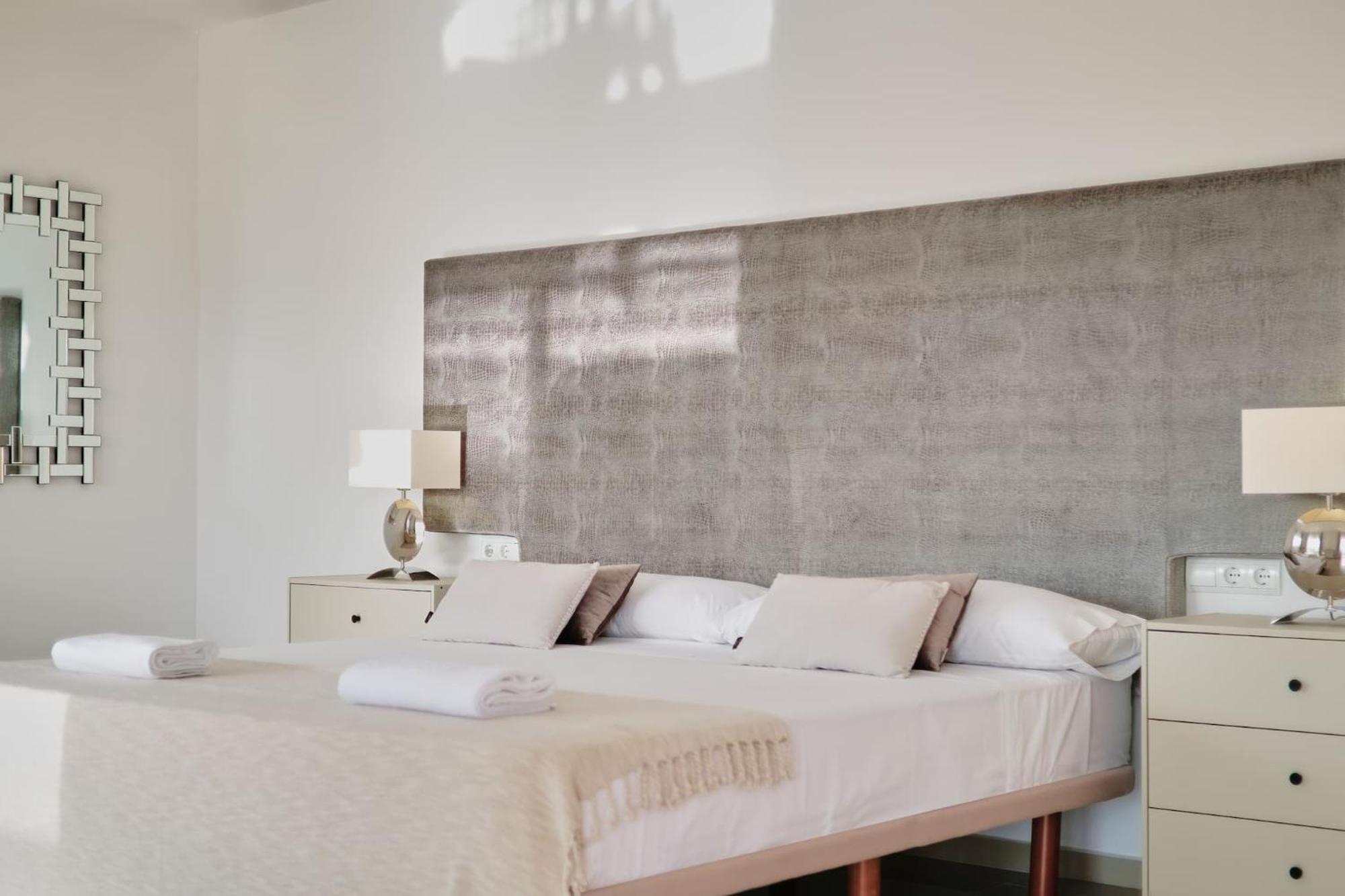סנטה אאולריה דס ריו Villa Romeo 2Km From Ibiza Town And 1Km From Talamanca Beach מראה חיצוני תמונה