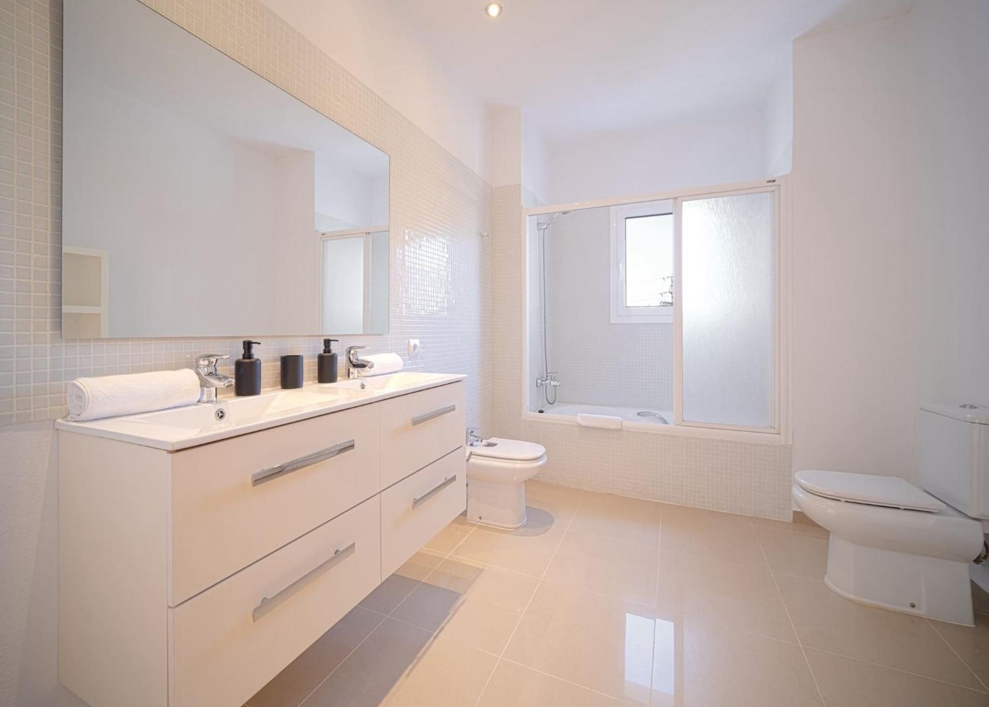 סנטה אאולריה דס ריו Villa Romeo 2Km From Ibiza Town And 1Km From Talamanca Beach מראה חיצוני תמונה