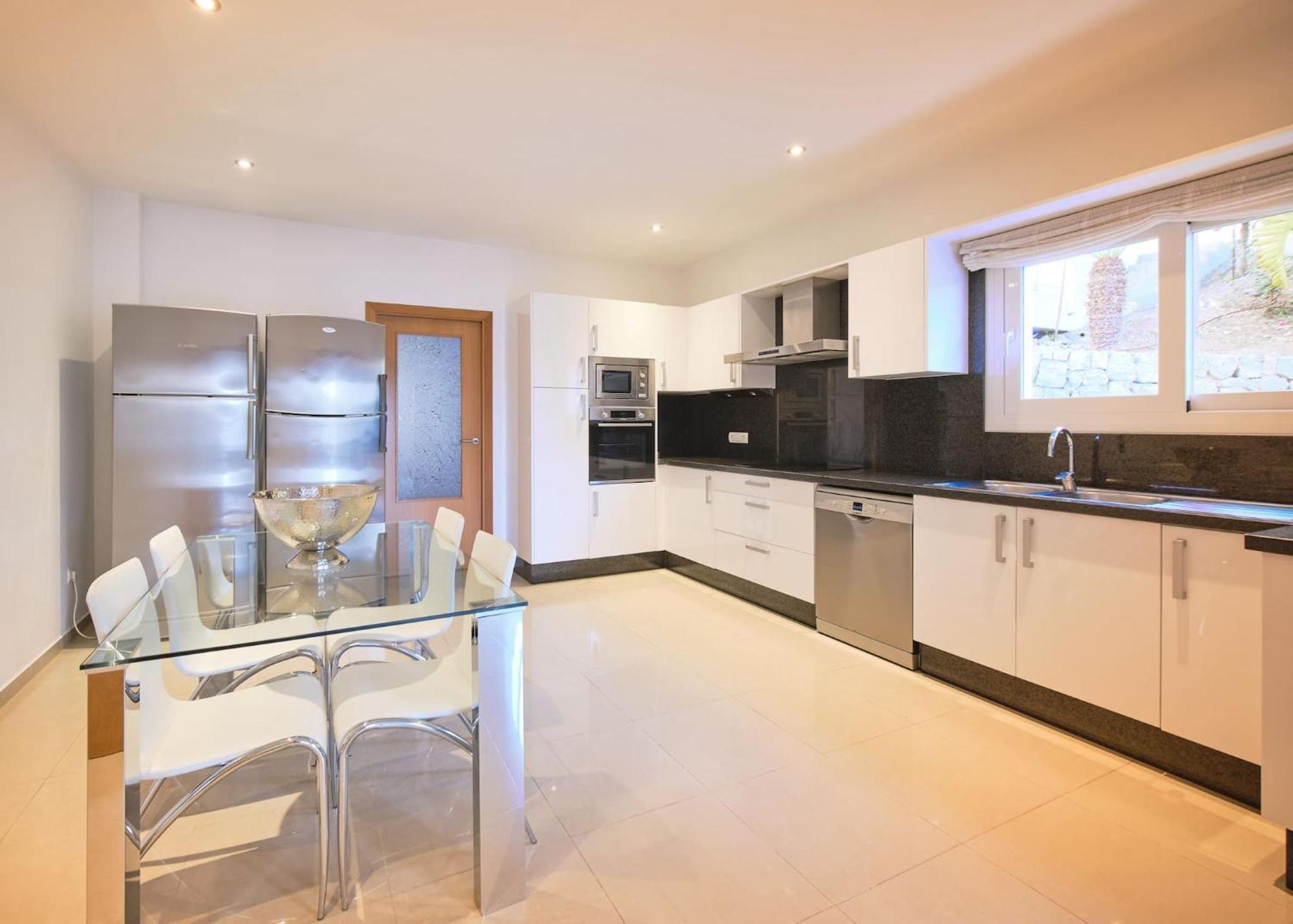 סנטה אאולריה דס ריו Villa Romeo 2Km From Ibiza Town And 1Km From Talamanca Beach מראה חיצוני תמונה